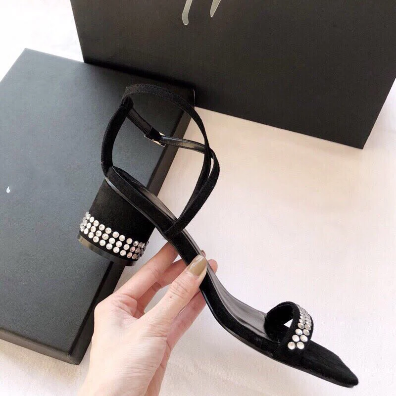 

Summer Word Band Sandals Women Thick Heel Brand Sandals Fashion Genuine Leather Comfortable Shoes Woman Classic Wild Sandals