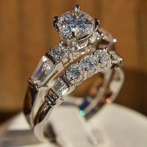 

Silver Color 925 Jewelry Diamond Ring Set for Females Fashion Wedding Anillos Bizuteria Gemstone Gift for Mom 925 Silver Rings
