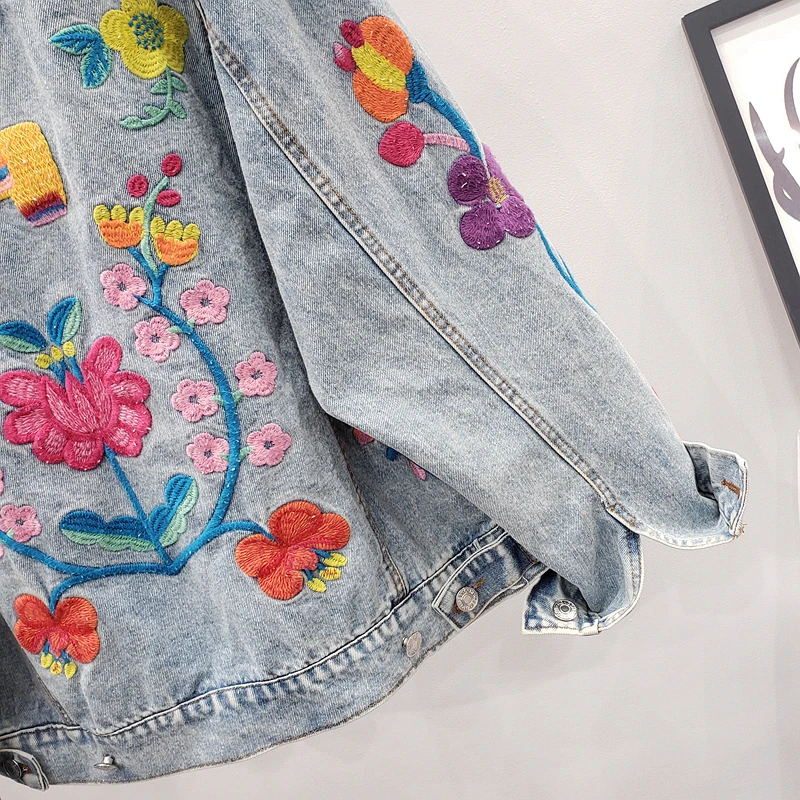 

Autumn New Fashion Heavy Work Embroidery Flowers Jeans Jacket Women Boho Denim Jacket Coat Loose Casual Short Outerwear Female