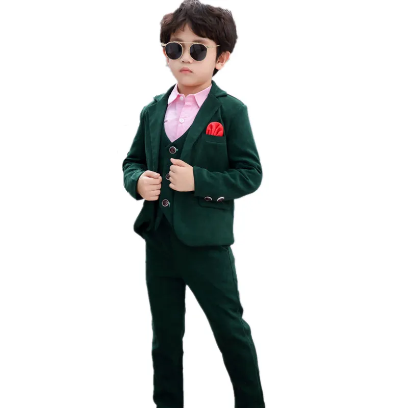 

Цветочной расцветки для мальчика, куртка, жилет и брюки, комплект из 3 предметов на свадьбу костюм для катания на лыжах, выходные туфли на выпускной вечерние смокинги для ребенка, который только начинает ходить детское платье ко Дню Pinao, костюмы для сце