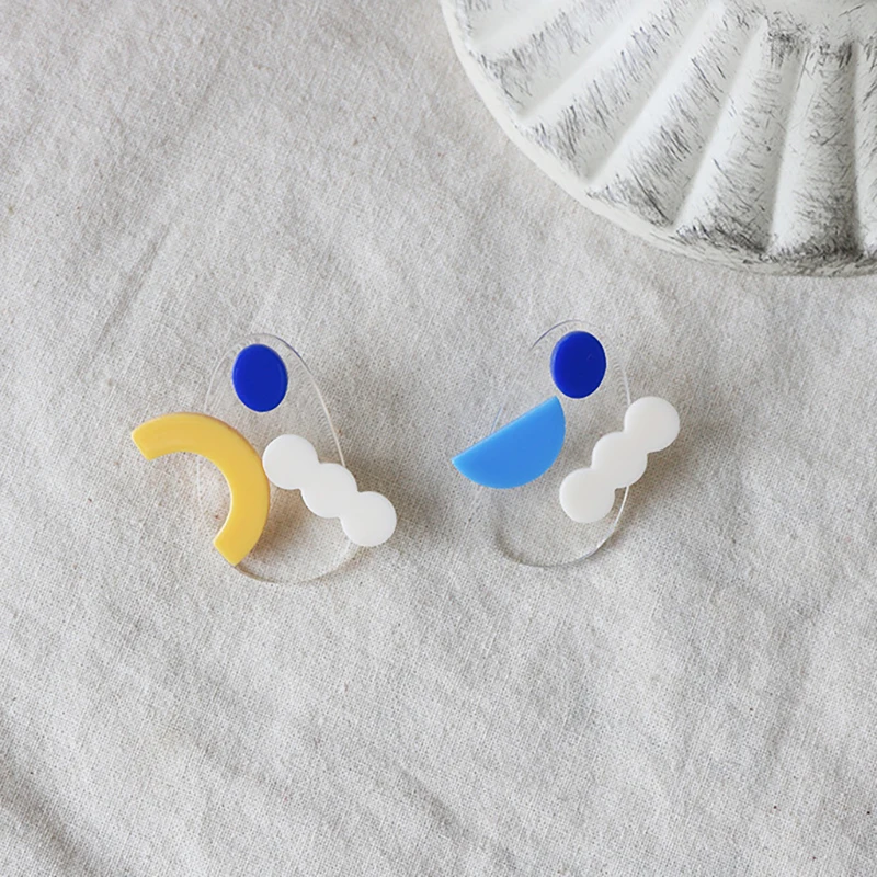 

Romantic Cute Rainbow Stud Clip Earring for Women Winter Handmade Resin Colorful Simple Dating Jewelry 2021 Trend Korean Earring