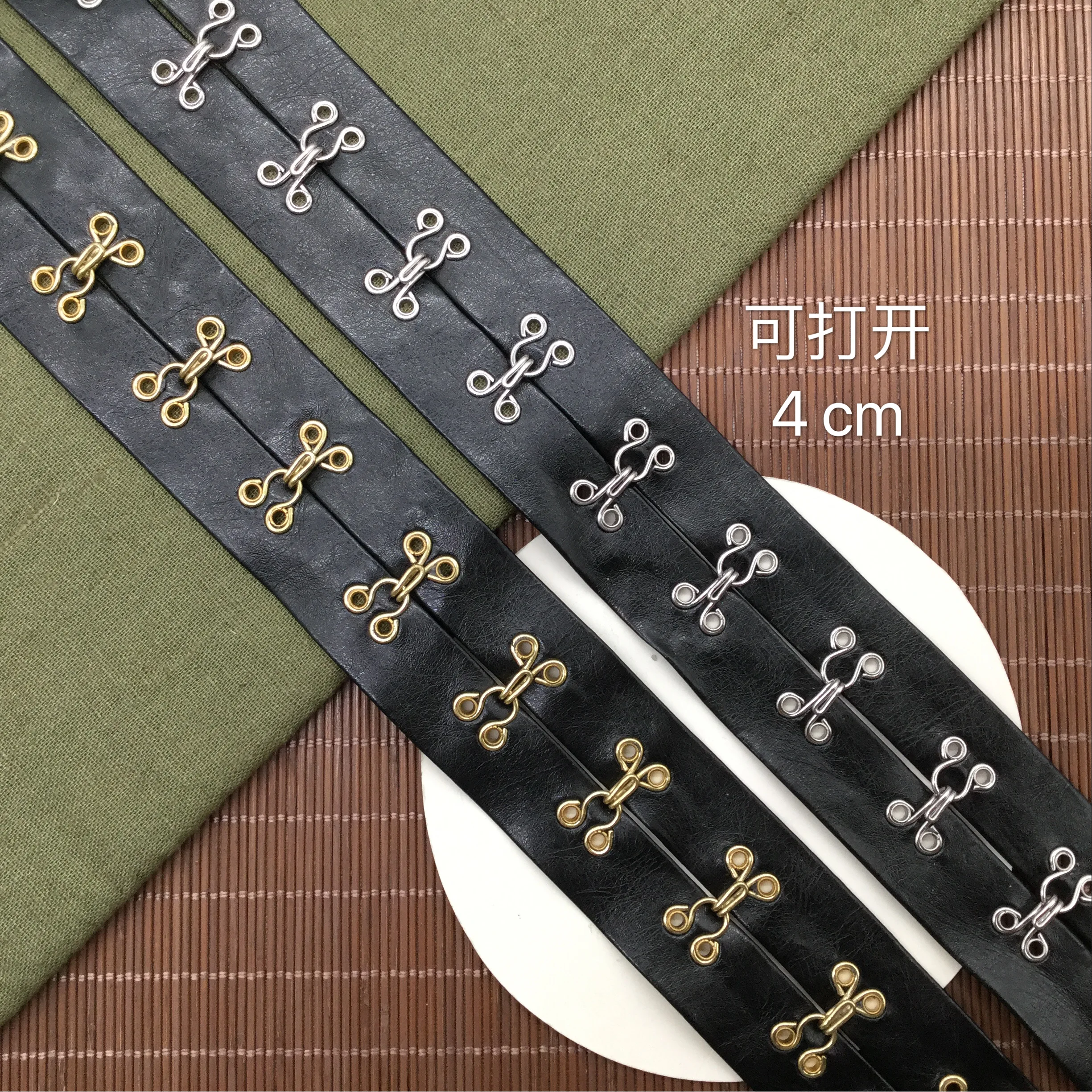 Черный искусственная кожа Золотой крючок кружево серебряные металлические