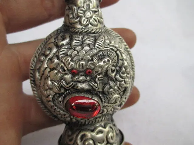 Китайский классический Мельхиор камень. Дракон нюхательный бутылка NR |