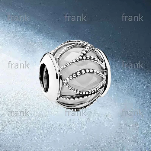 

791968CZ Intertwining Radiance Charm