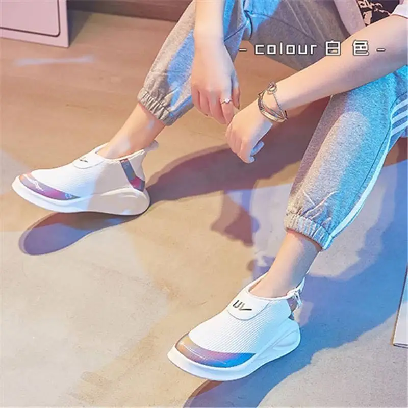 Новинка 2020New Дамский светильник с мягкой подошвой высокие модные носки алфавитом