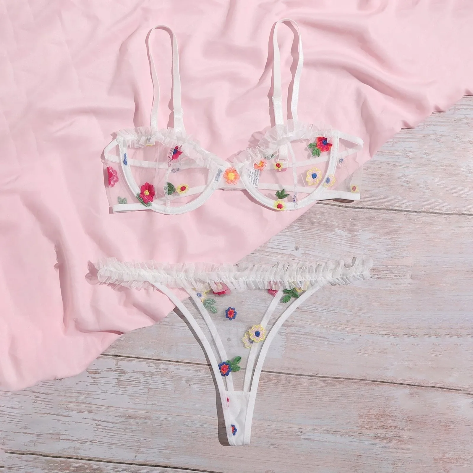 

Embroidery Sexy Lingerie Porno Women Underwear Set Woman Transparent Erotic Costumes Temptation Sexy Underwear Mujer Sleepwear