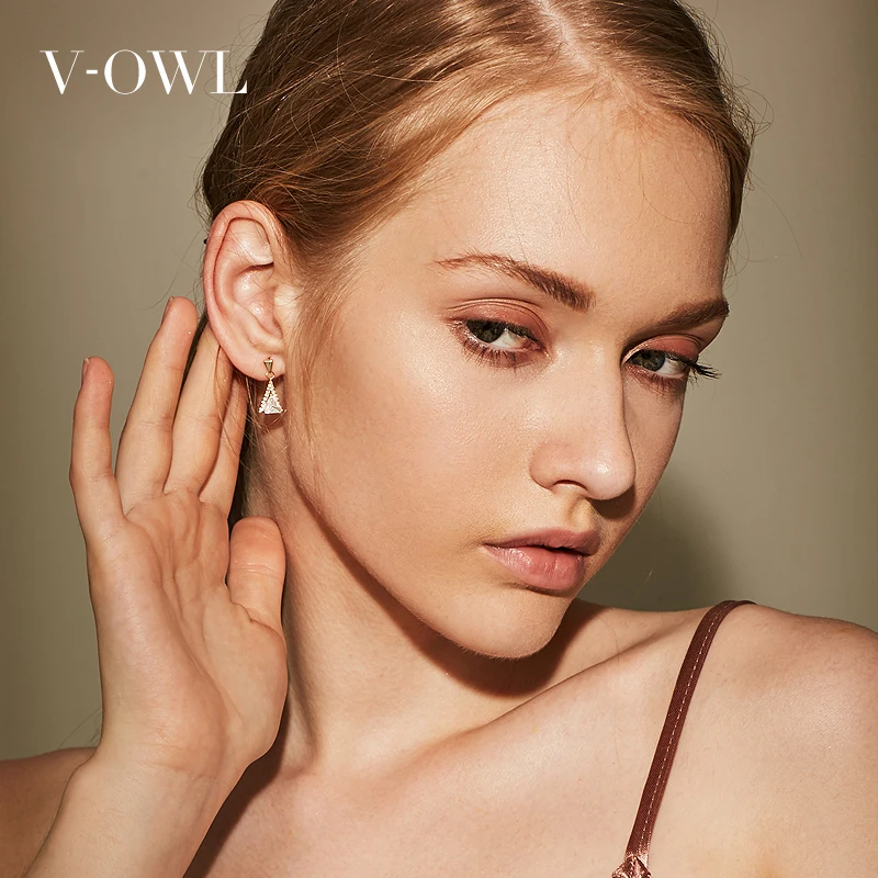 V Сова Винтаж золото треугольный циркон серьги Клипсы Серьги гвоздики женские