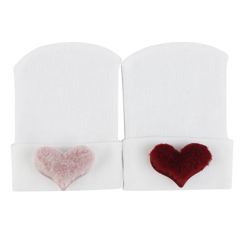 

Soft Elastic Newborn Beanie Fashion Warm Windproof Hat New Toddler Caps With Love Printing Outdoor Casual Bonnet Beanies
