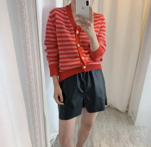

Korean Chic Spring and Autumn Elegant Basic Versitile V-neck Loose Striped Contrast Color Long Sleeves Knitwear Sweater Cardigan