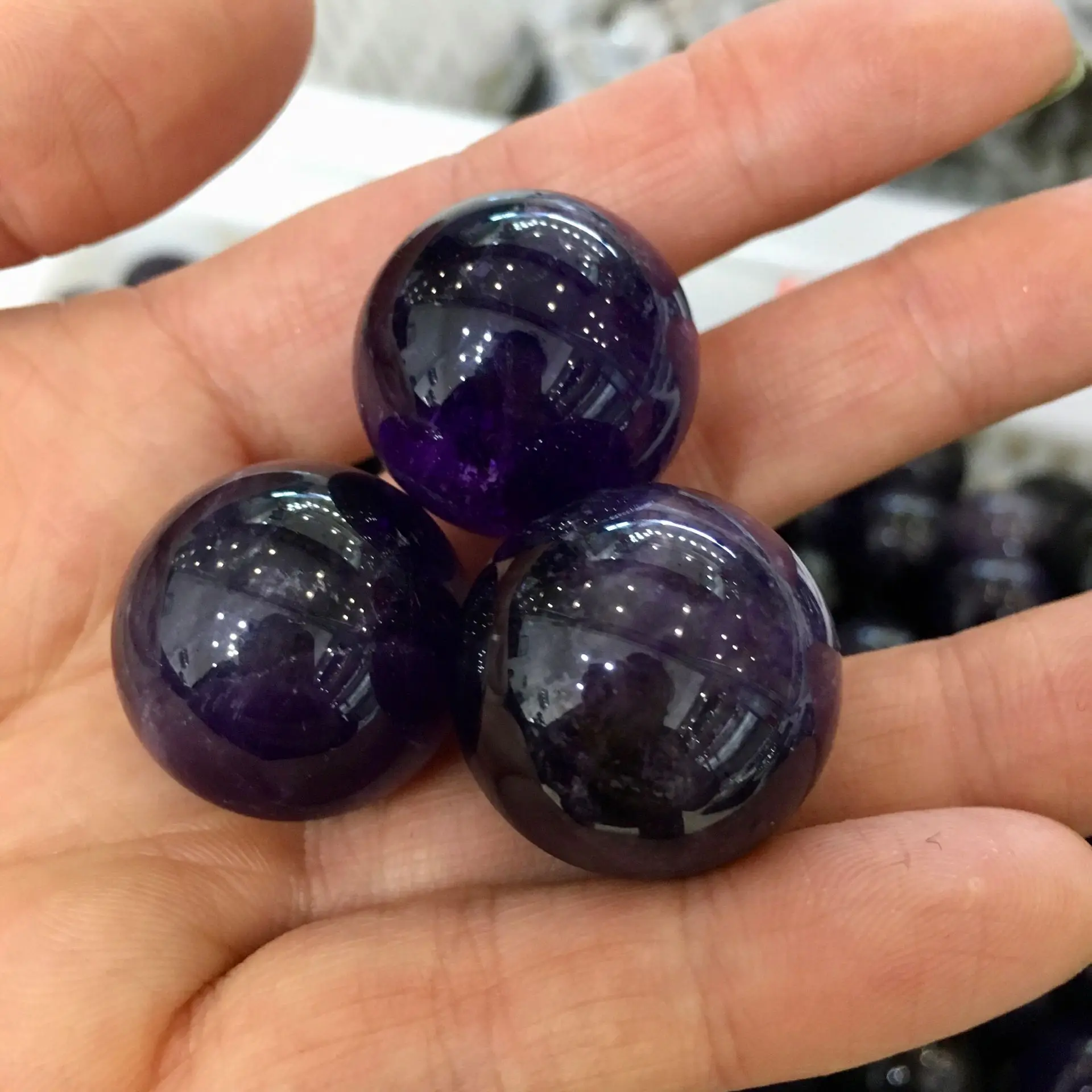 

20-25mm Natural amethyst stone quartz crystal ball beautiful purple quartz healing crystals