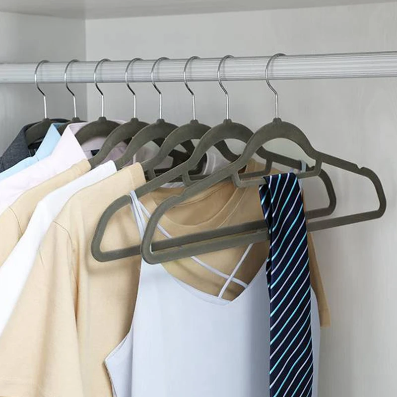 

20 Pack Non-Slip Velvet Hangers,Flocking Hangers with Swivel Hook for Kids&Adults Jackets,Pants&Clothes,38CM