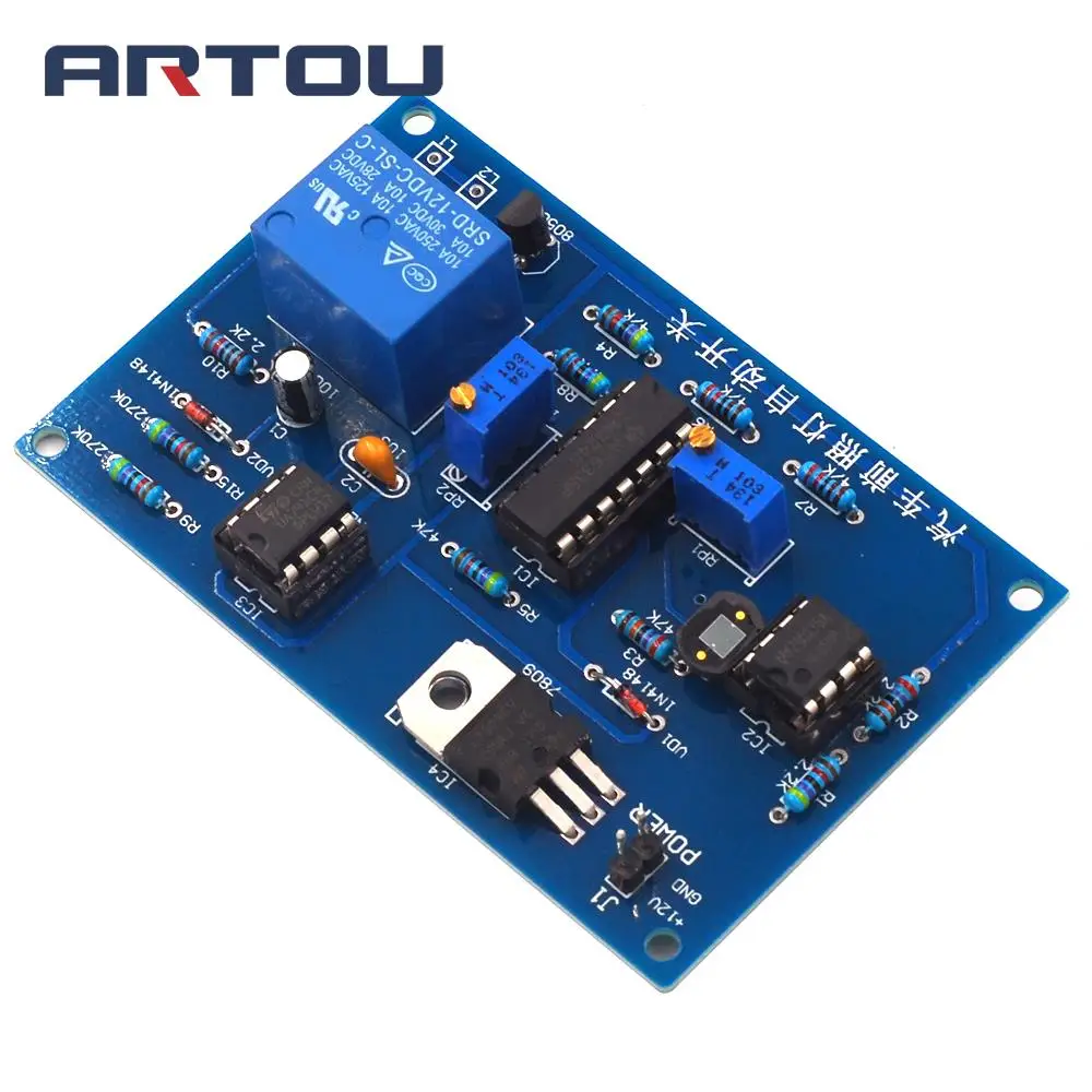 Автоматический переключатель света на солнечной батарее контроль
