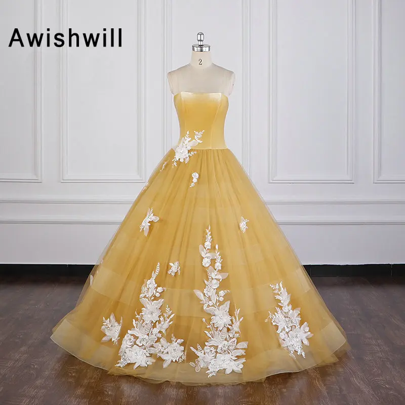 

New Fashion Strapless Ball Gown Prom Dress Appliques Party Evening Gowns Vestidos de Fiesta Largos Elegantes de Gala 2020