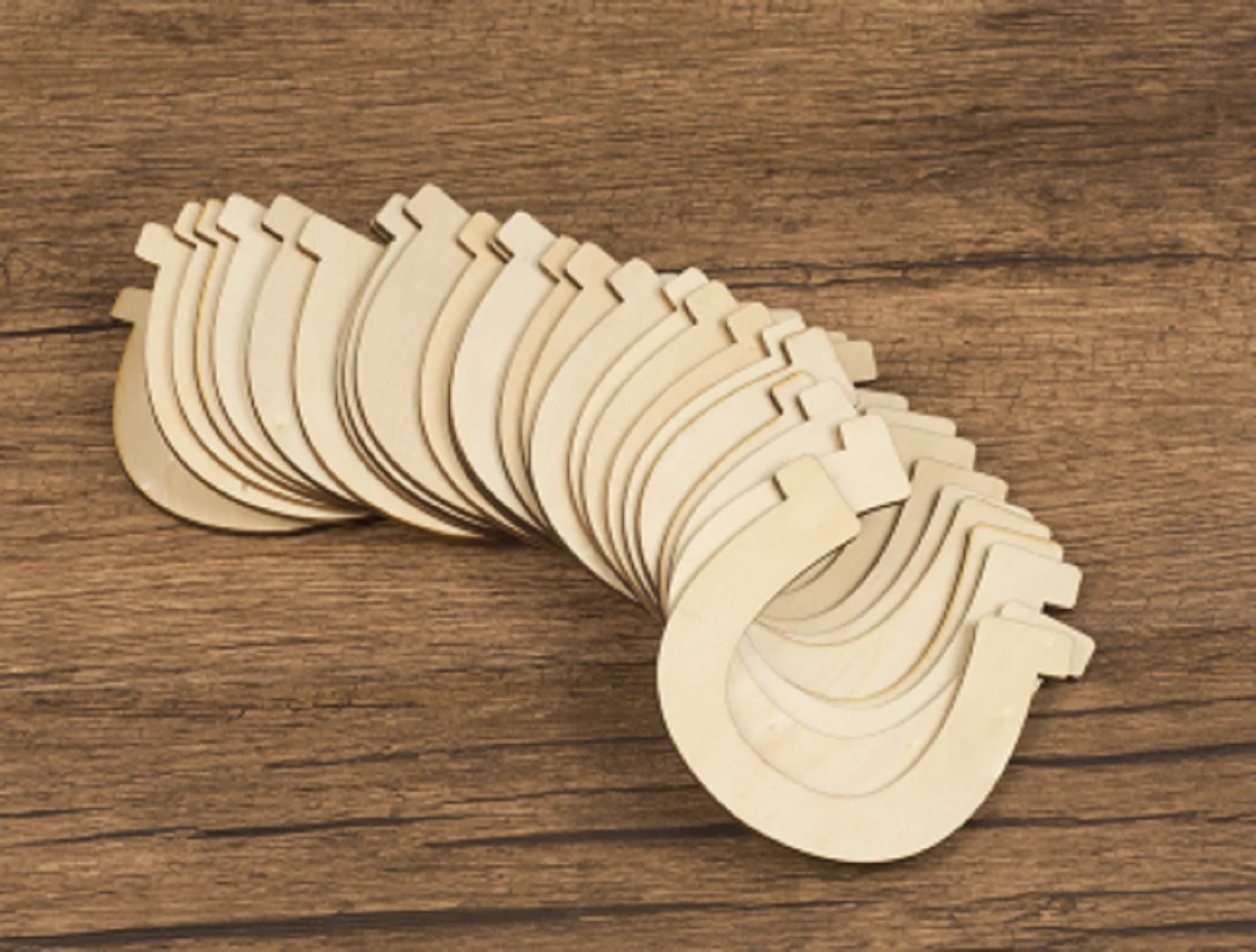 

24 шт. 83x91 мм деревянные изготовленные вручную Свадебные украшения подвеска с ярлыком в форме подковы карты Неокрашенный подарки «сделай сам...