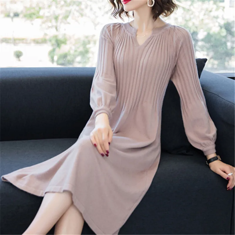 

2021 New Spring Autumn Women Vintage Long Sleeve V-neck Sheath Midi Dress Warm Slim Pullover Straight Knitted Sweater Dress