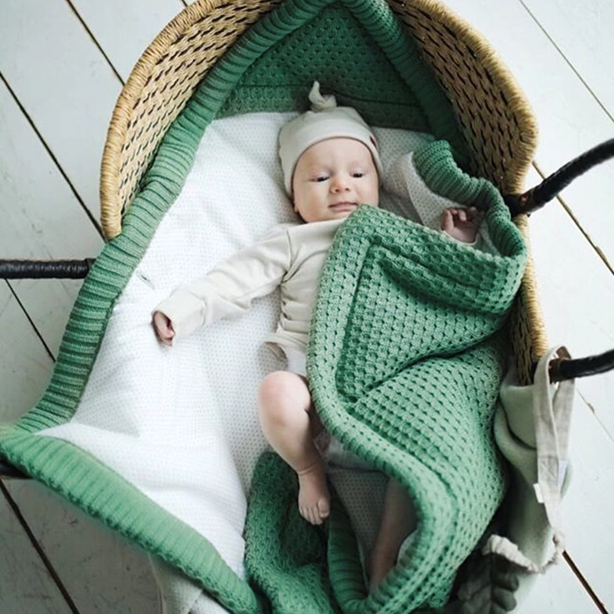 

Warm Baby Blanket Newborn Swaddle Wrap Soft Infant Sleeping Bag Knitted Envelope For Stroller Accessories Receiving Blanket