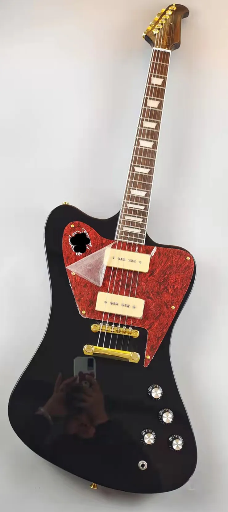 Электрическая гитара огненная электрическая черные золотые аксессуары пикапы P90