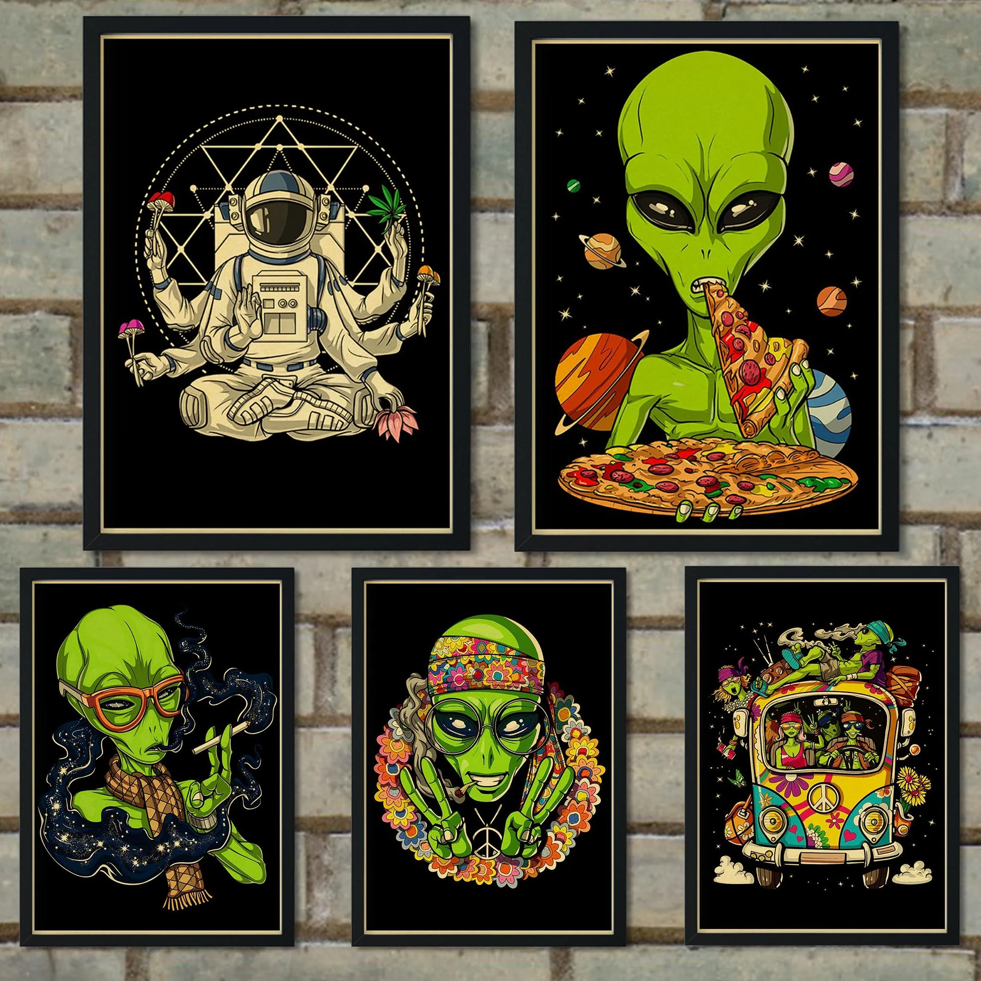 Мультяшный инопланетянин астронавт в стиле ретро аниме постер семейное