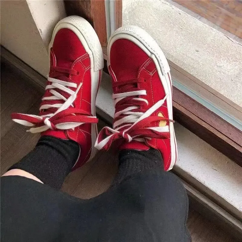 

Vintage Red Low-top Women's Canvas Shoes Korean Style All-match Lace-up Ladies Sneakers New Casual Fashion Flat Vulcanized Shoes
