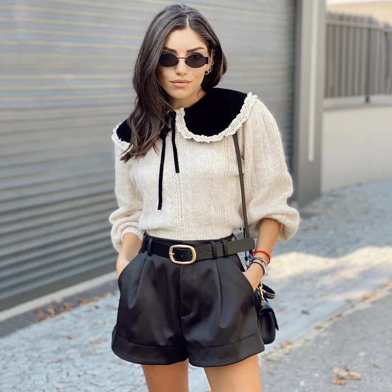 

Fashion women's sweater, vintage knitted sweater, ruffle retail, Peter Pan's neck, winter coat