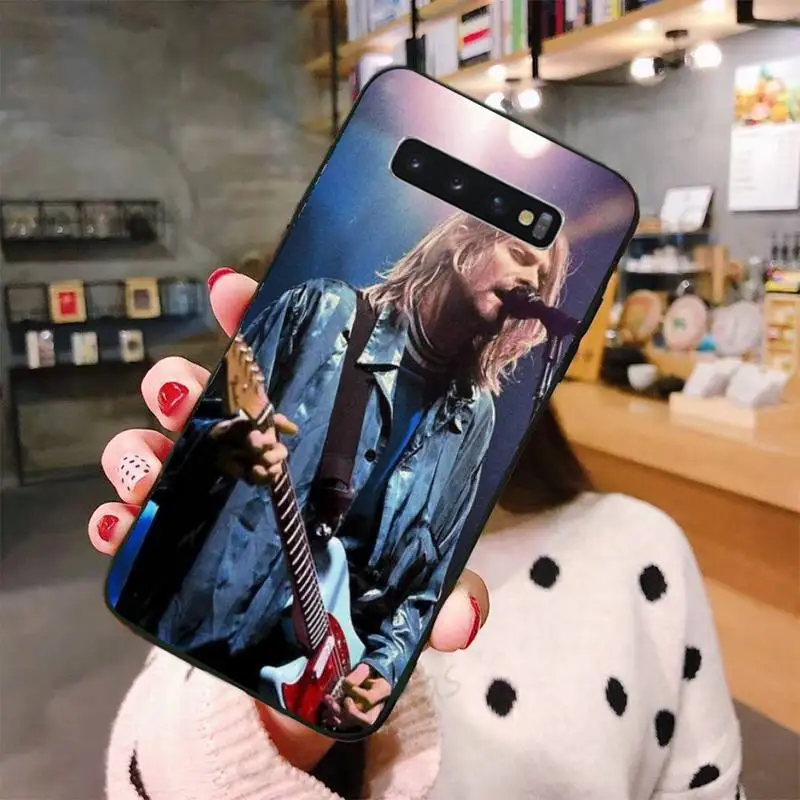 

nirvana kurt cobain American rock singer Phone Cases For Samsung A50 A51 A71 A20E A20S S10 S20 S21 S30 Plus ultra 5G M11 shell