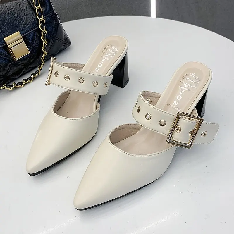 

Thick Heel fashion Women Sandals Pointed Toe Buckle Chain Rivet Pumps Women Spring Summer Mules Chunky Heels Ladies Shoes 2021