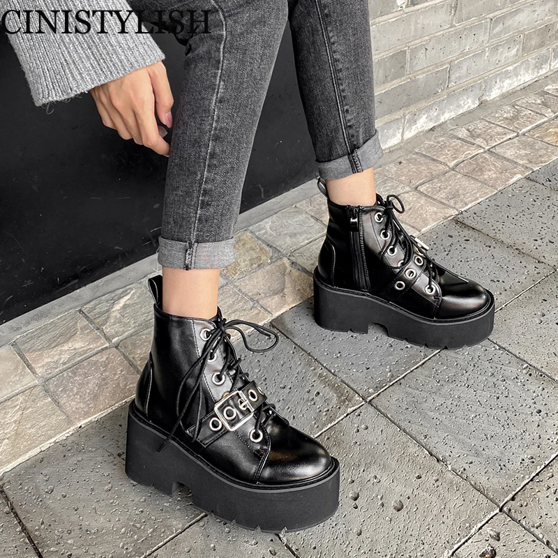 Женские ботинки на платформе с резиновой застежкой-молнией | Обувь