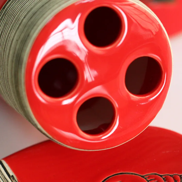 Набор аксессуаров для ванной комнаты зубная щетка с дозатором набор из 4