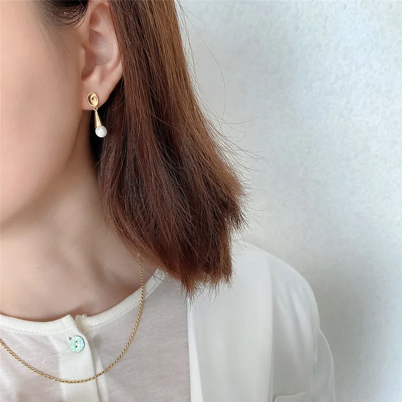 

RUIYI Real 925 Sterling Silver European Style Women Minimalist Personalized Stud Earrings Girls ice cream Shape Pearl Earrings