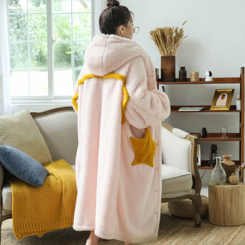 Winter pajamas homewer Oversized Hoodie Sweatshirt Fleece Blanket with Sleeve  Jacket Women Hooded Coat Plush Giant TV  Women