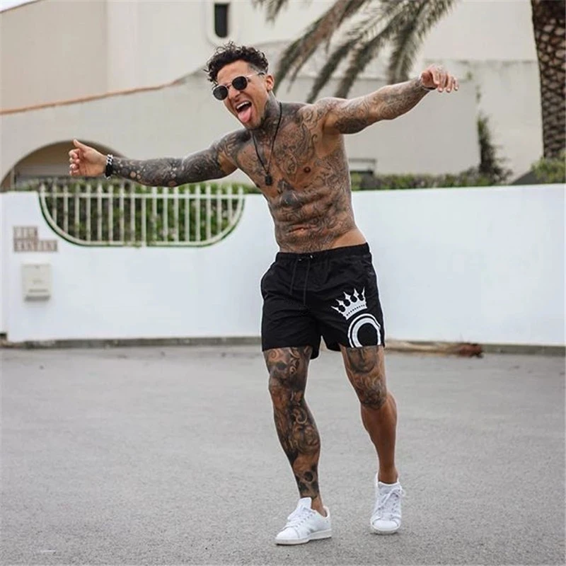 

Men Summer Slim Shorts Gyms Fitness Bodybuilding Running Male Short Pant Knee Length Light Thin Breathable Sportswear