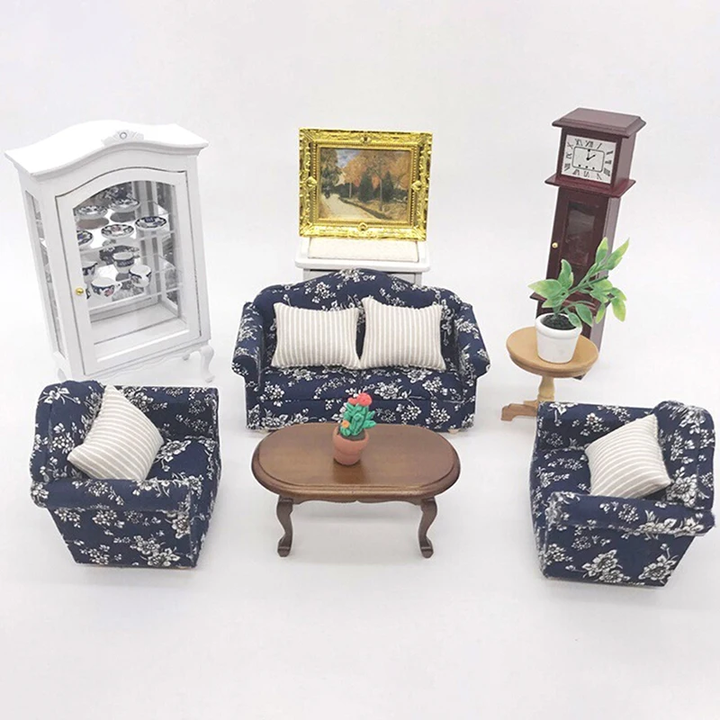 

Набор деревянных подушек для дивана с цветочным рисунком, 7 шт., для кукольного домика в масштабе 1/12, миниатюрное украшение для мебели, детск...