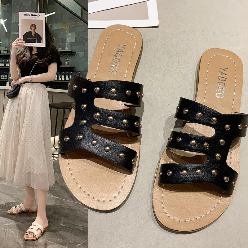 

Flat Slippers Summer Beach Shoes Female Low Heels Slides 2021 Flat Shoes Women Rivet Fashion Slippers