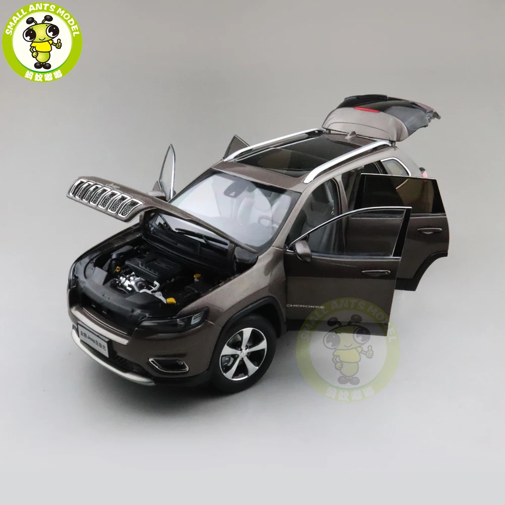 1/18 Новинка 2019 Cherokee литая металлическая модель игрушечного автомобиля Suv