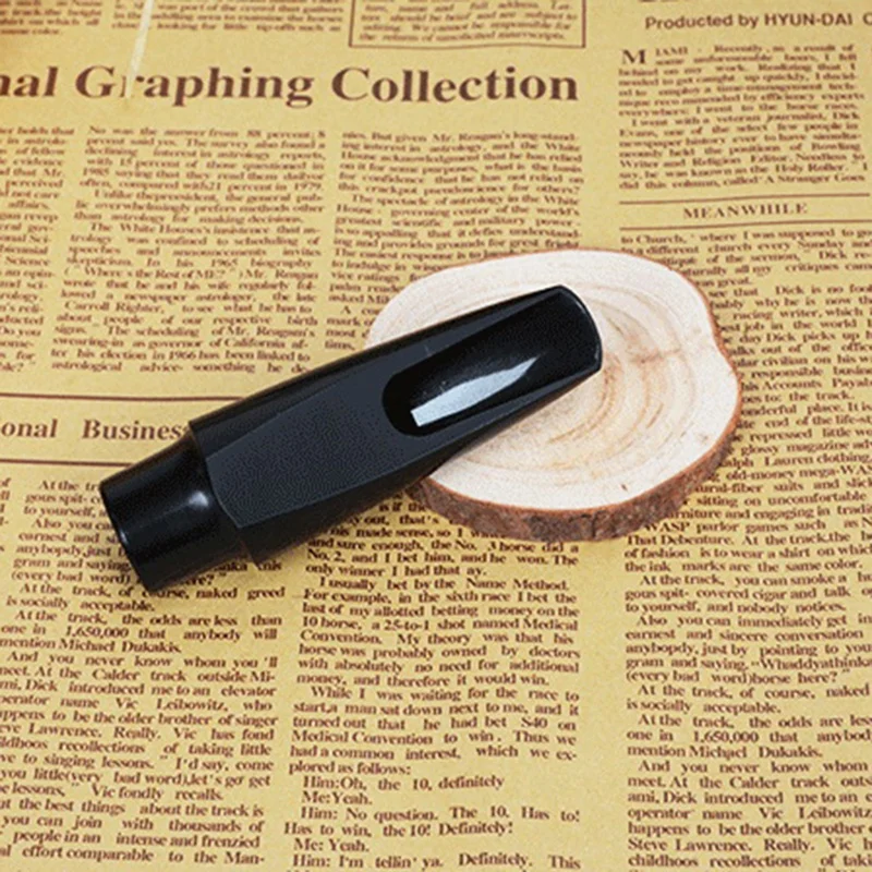 

Alto Saxophone Whistle Head Set E-Flat Alto Saxophone Mouthpiece Suitable for Beginners and Alto Saxophone