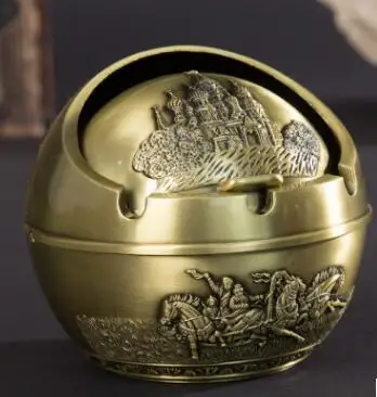 Bronze Винтажная пепельница с защитой от ветра с крышкой металлическая портативная пепельница для сигарет для наружного помещения ручная штампованная пепельница - Цвет: Bronze