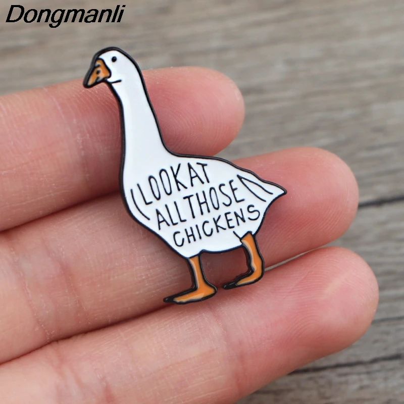 

K928 Animal Duck Funny Metal Enamel Pins and Brooches for Women Men Lapel pin backpack bags badge Collection Gifts 1PCS
