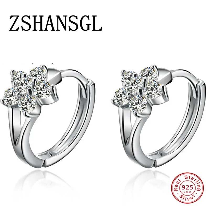 Симпатичные серьги гвоздики из серебра 925 пробы с блестящим снегом и цветком для