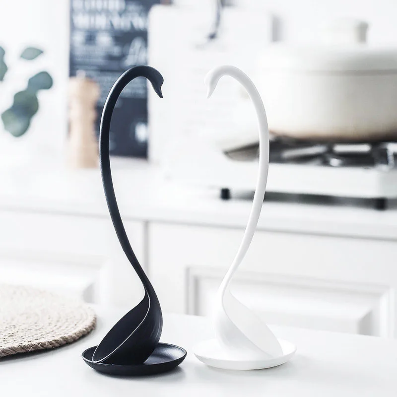 

Swan Shape Vertical Plastic Long Handle Spoon with Tray Kitchen Tableware Portable Material Kitchen Tools Plastic Soup Spoon