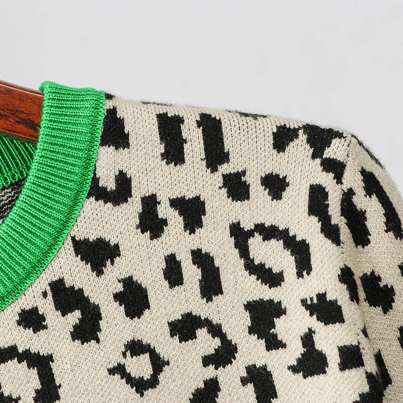 

Women Leopard Knitted Sweater Winter Animal Print Winter Thick Long Sleeve Female Pullovers Casual Tops