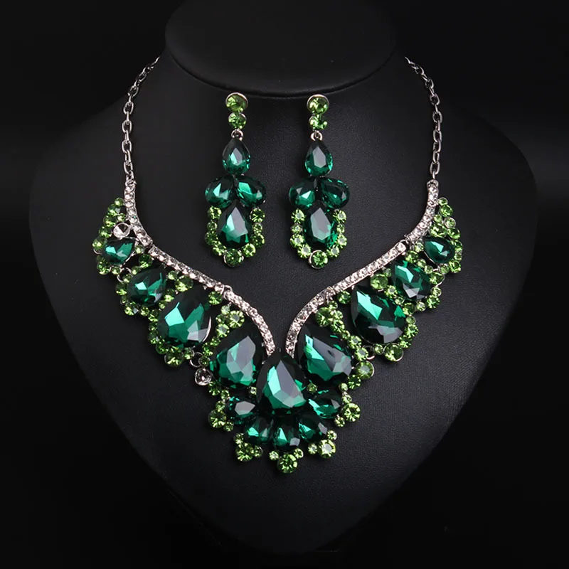 

European and American popular jewelry two-piece set Crystal Necklace Earring Set women's dress banquet accessories wholesale