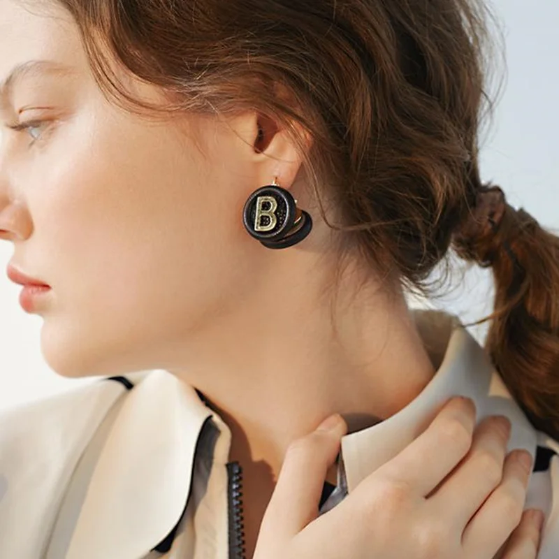 Новинка 2021 Модные Винтажные круглые серьги гвоздики в стиле ретро кожаные