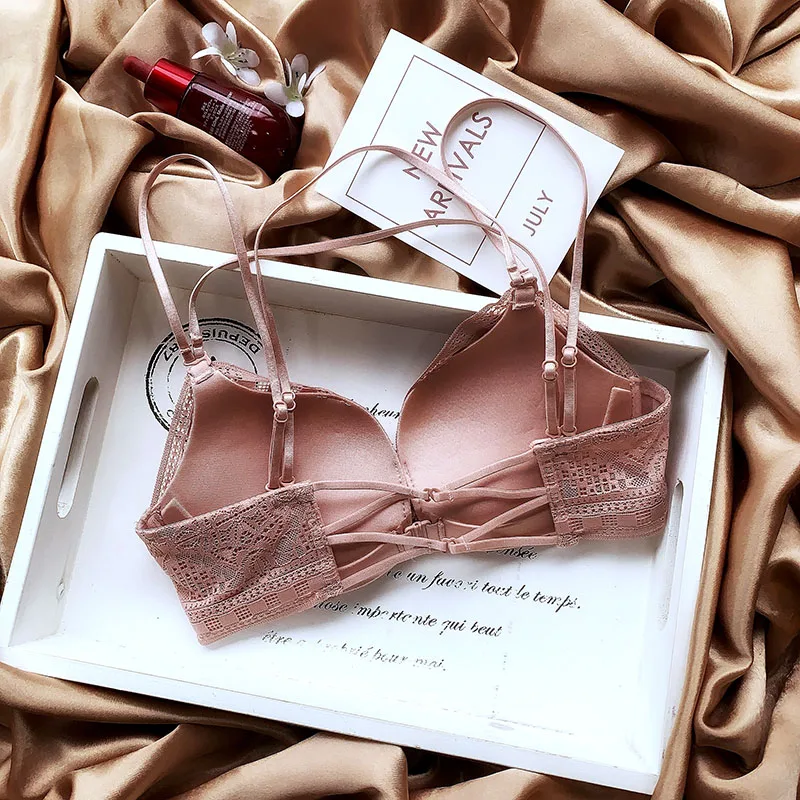 Кружевное нижнее белье для женщин новинка коллекция модный сексуальный