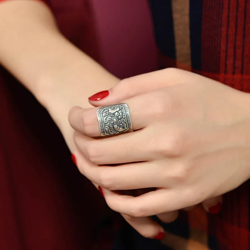 Женские кольца из тибетского серебра широкие с изменяемым размером и шариком в