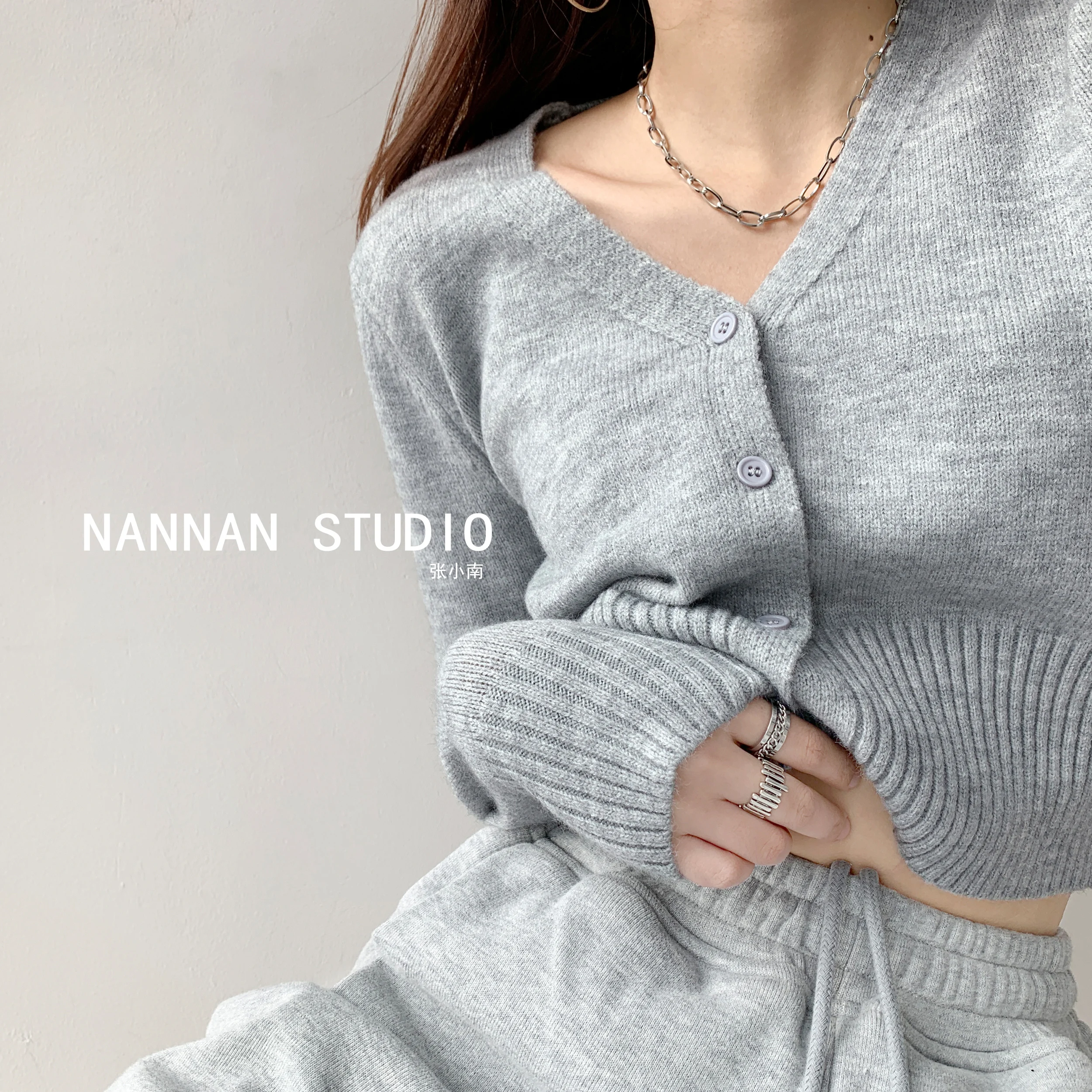 

American soft waxy age reducing knitted cardigan women's spring and autumn V-neck single breasted with sweater temperament waist