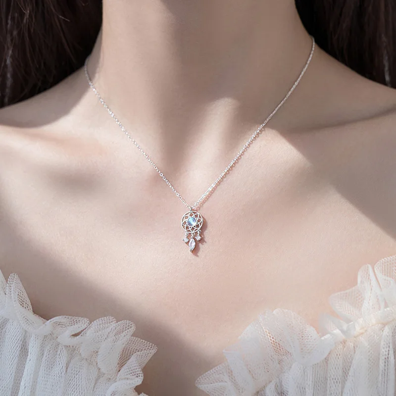 Женское колье с подвеской Ловец снов из серебра 925 пробы |