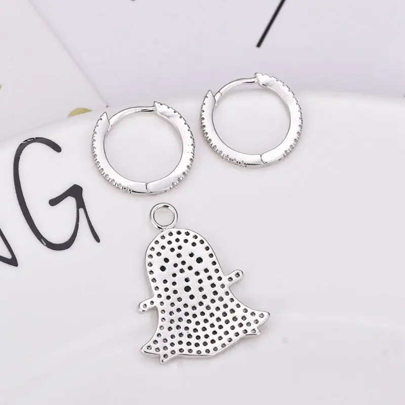 

1Pair Halloween Creative Ghost Asymmetrical Crystal Earrings Drop Dangle Earring New 2020