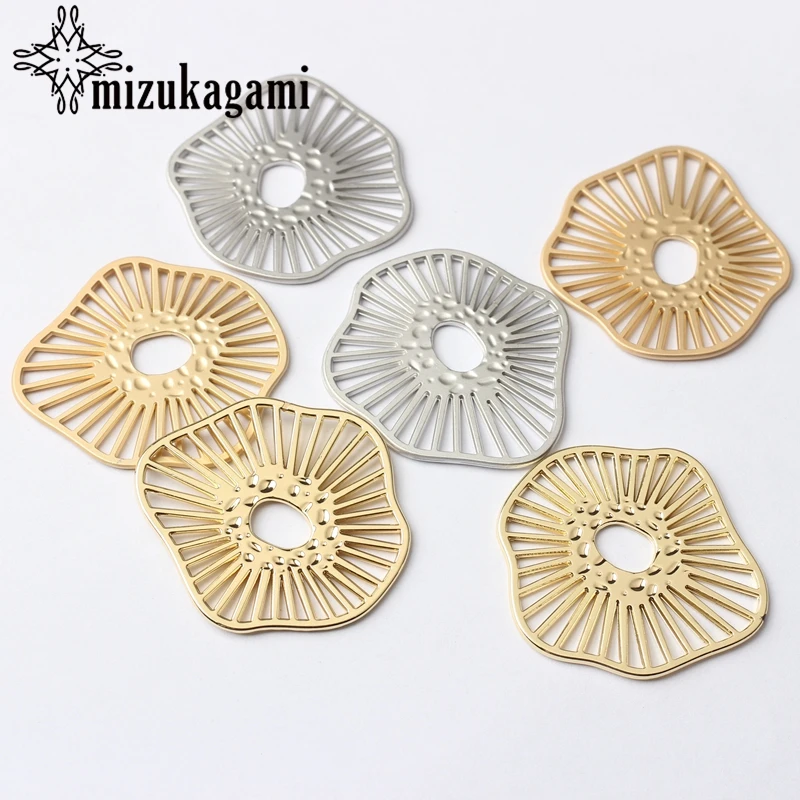 Полая подвеска из цинкового сплава в форме золотого геометрического излучения 35