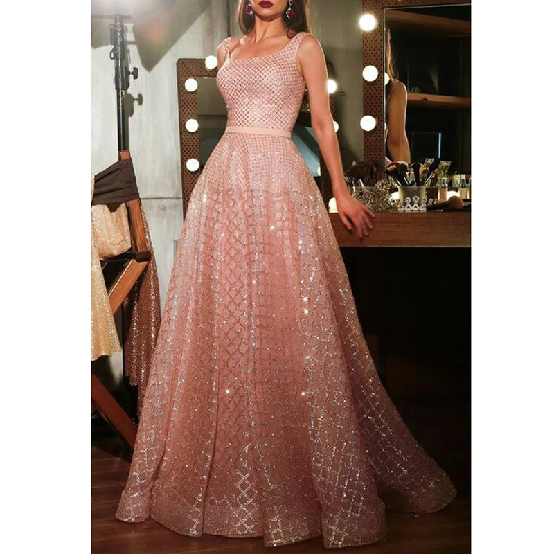 Женское вечернее платье макси с лямкой на шее без рукавов открытой спиной в пол