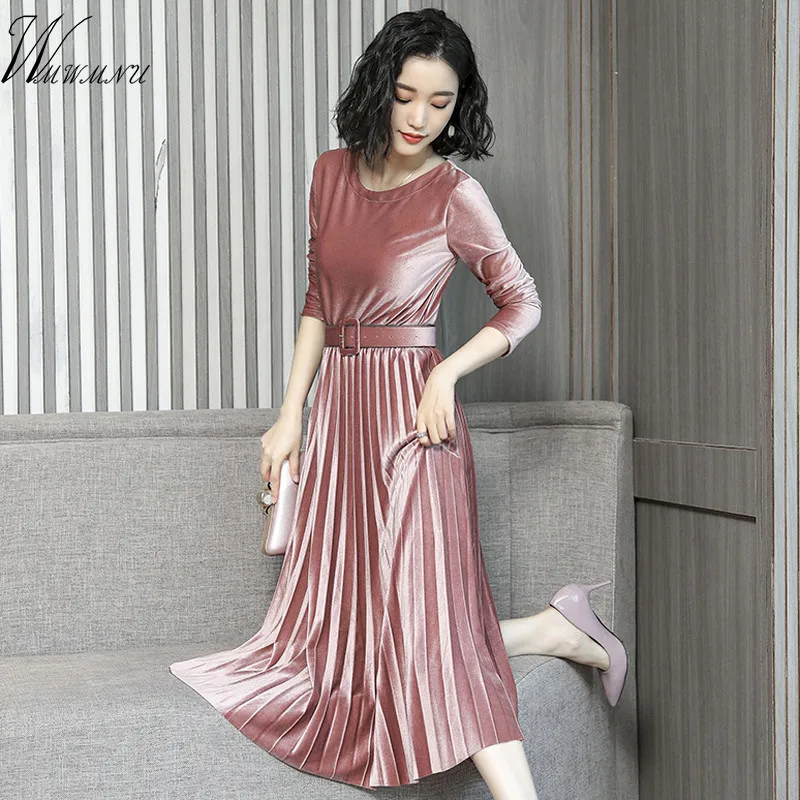 Зимнее теплое бархатное плиссированное платье для женщин больших размеров